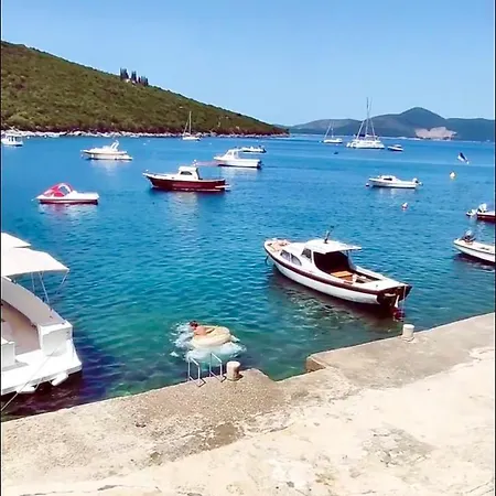 Lazarus Bigova Apartments Tivat Exterior photo