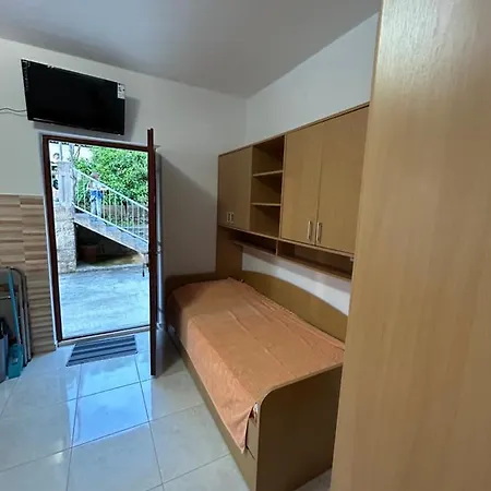 Lazarus Bigova Apartments Tivat Exterior photo